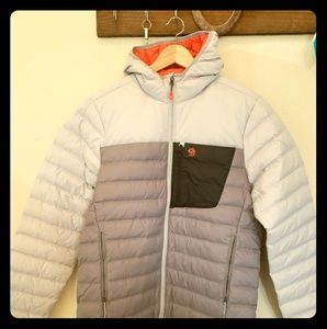 "MountainHard Wear" Mens Medium jacket